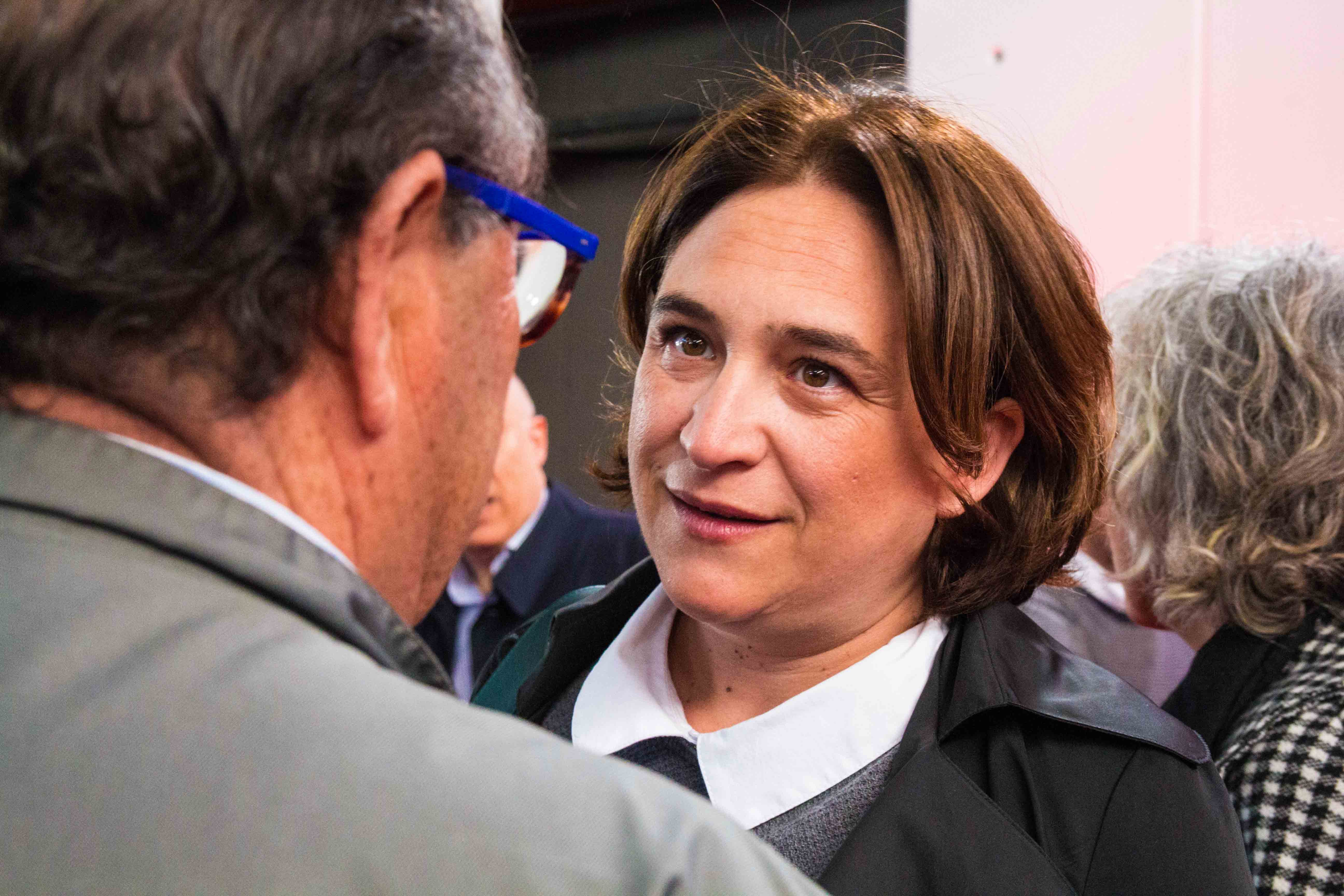 Ada Colau en el homenaje de la fallecida política del PSOE, Carme Chacón.