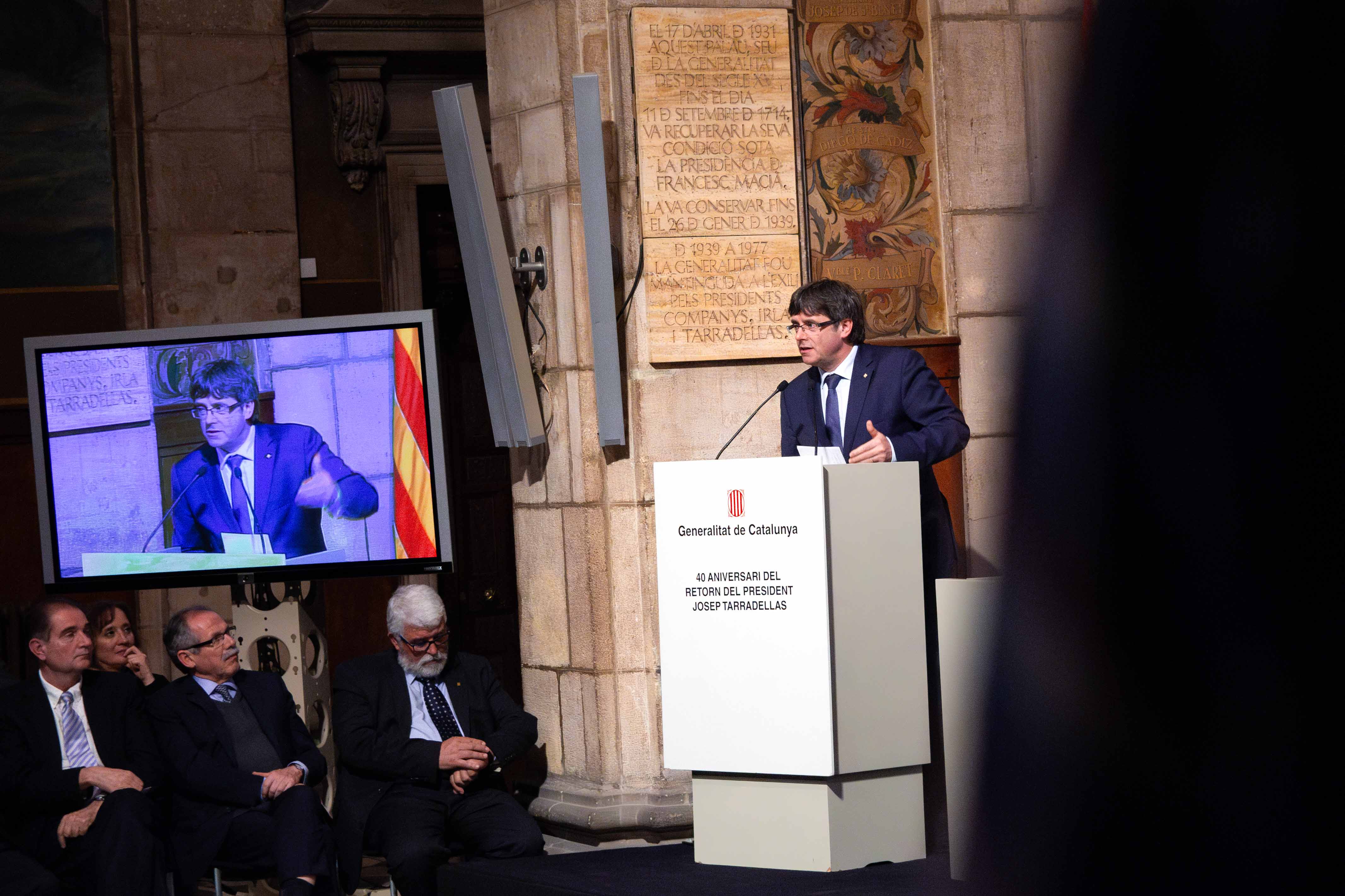 Carles Puigdemonte en el 40 aniversario del retorno del presidente de la Generalitat de Cataluña Josep Tarradellas.
